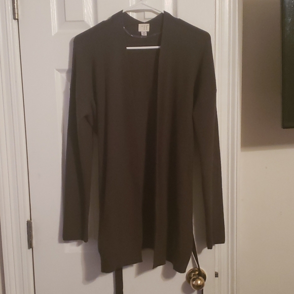 Sweater - Picture 3 of 3